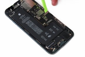 تعمیرات آیفون 11 پرو