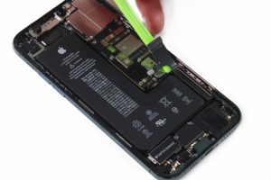 تعمیرات آیفون 11 پرو