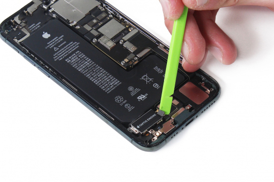 تعمیرات آیفون 11 پرو