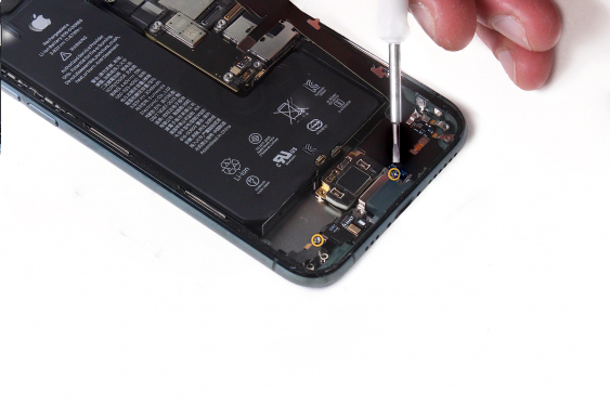 تعمیرات آیفون 11 پرو