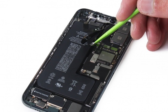 تعمیر مادربرد آیفون 11 پرو