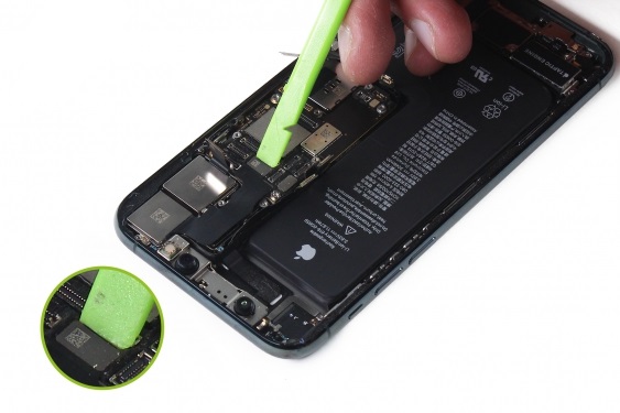 تعمیر مادربرد آیفون 11 پرو