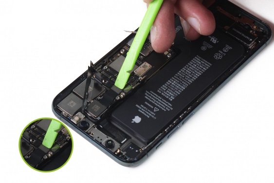 تعمیر مادربرد آیفون 11 پرو