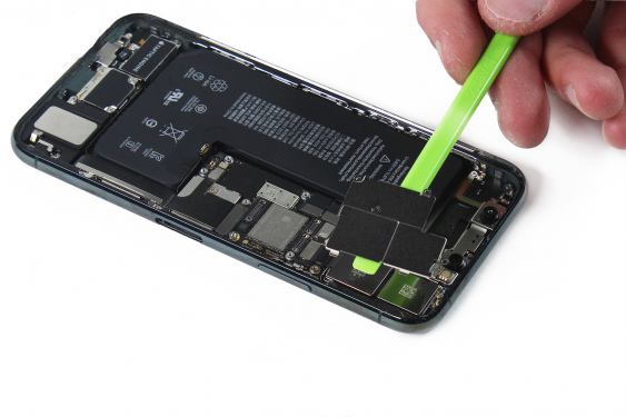 تعمیر مادربرد آیفون 11 پرو