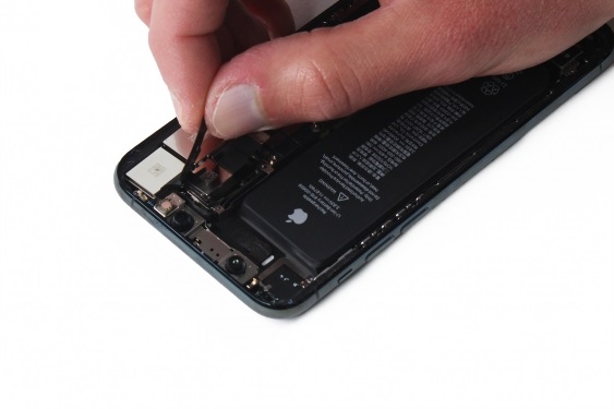 تعمیر دوربین عقب آیفون 11 پرو