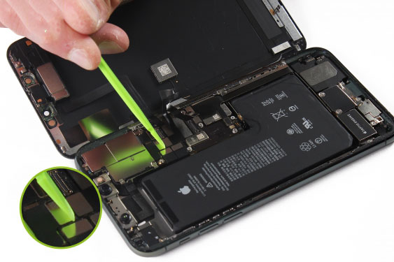 جدا سازی کانکتور شارژینگ آیفون 11 پرو مکس