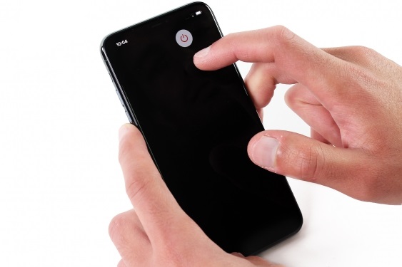 جدا سازی کانکتور شارژینگ آیفون 11 پرو مکس