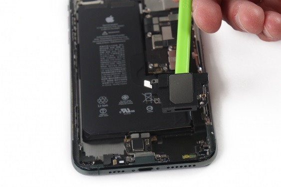 جدا سازی کانکتور شارژینگ آیفون 11 پرو مکس