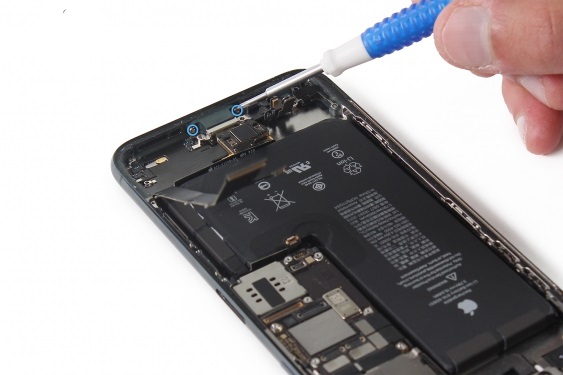 جدا سازی کانکتور شارژینگ آیفون 11 پرو مکس