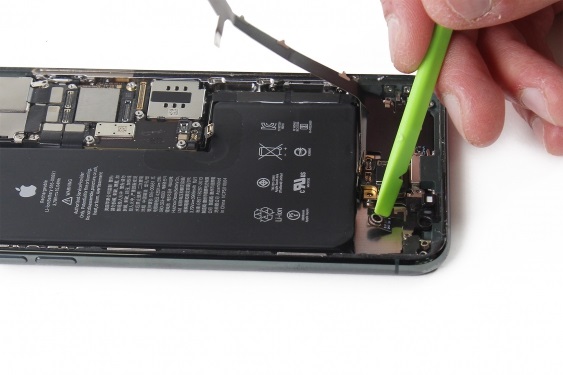 جدا سازی کانکتور شارژینگ آیفون 11 پرو مکس