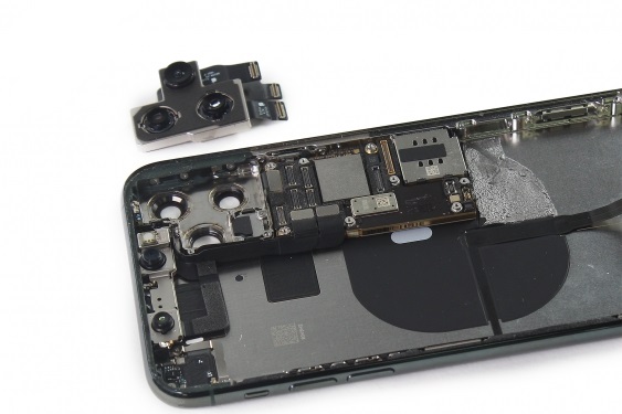 جدا سازی شاسی گوشی آیفون 11 پرو مکس