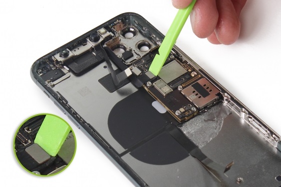 جدا سازی شاسی گوشی آیفون 11 پرو مکس