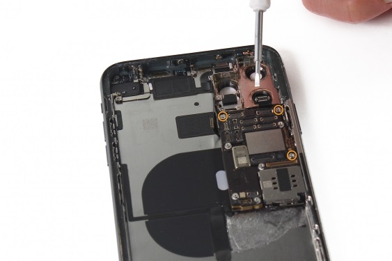 تعویض شاسی گوشی آیفون 11 پرو مکس