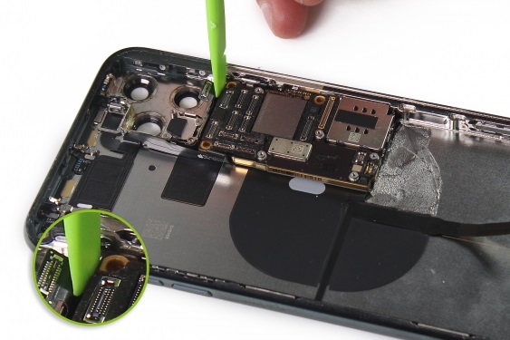 تعویض شاسی گوشی آیفون 11 پرو مکس