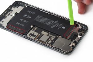 جدا سازی شاسی گوشی آیفون 11 پرو مکس