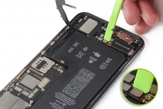 تعویض باتری آیفون 11 پرو مکس