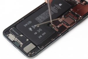 تعویض باتری آیفون 11 پرو مکس