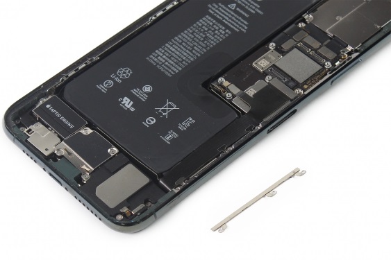 تعویض باتری آیفون 11 پرو مکس