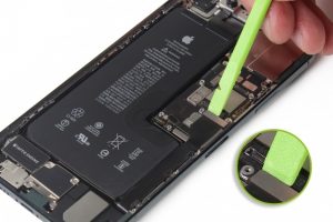 تعویض باتری آیفون 11 پرو مکس