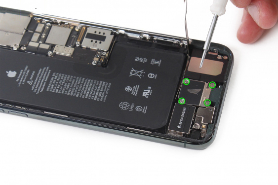 تعویض باتری آیفون 11 پرو مکس