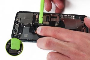 تعویض شاسی آیفون 11 پرو