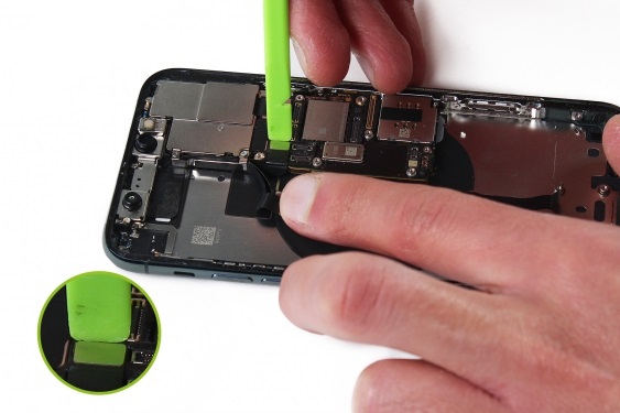 تعویض شاسی آیفون 11 پرو