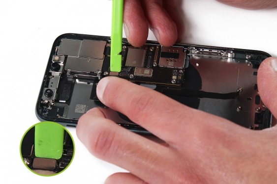 تعویض شاسی آیفون 11 پرو