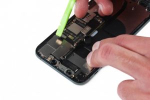 تعویض شاسی آیفون 11 پرو