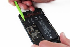 تعویض شاسی آیفون 11 پرو