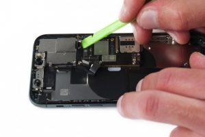 تعویض شاسی آیفون 11 پرو