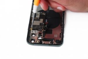 تعویض شاسی آیفون 11 پرو