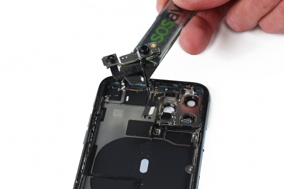 تعویض شاسی آیفون 11 پرو