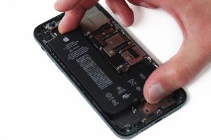 تعویض شاسی آیفون 11 پرو