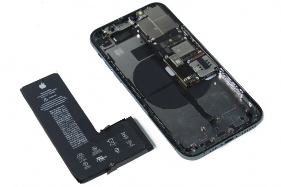 تعویض شاسی آیفون 11 پرو