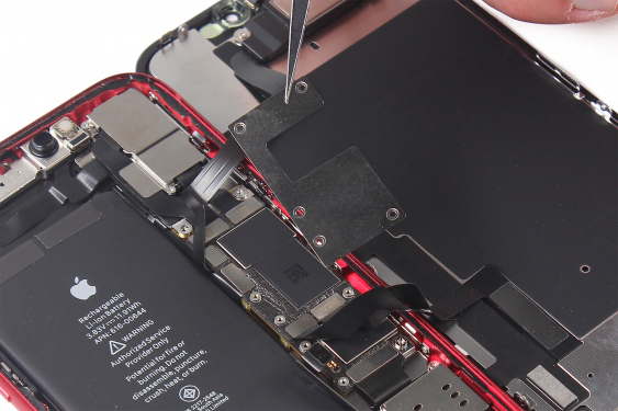 تعمیرات آیفون 11