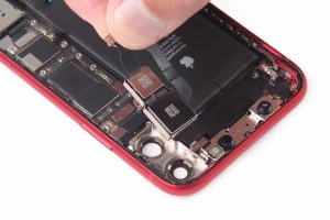 تعمیر دوربین عقب آیفون 11