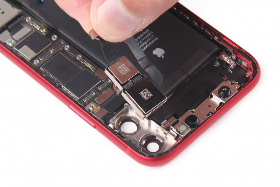 تعمیر دوربین عقب آیفون 11