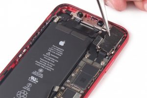 تعویض دوربین عقب آیفون 11