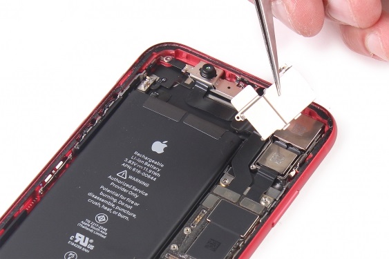 تعویض دوربین عقب آیفون 11