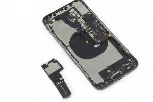 تعویض ویبراتور آیفون XS max