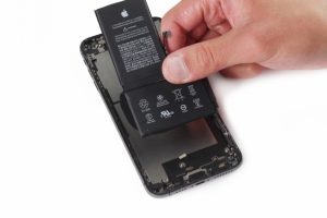 کالبد شکافی آیفون XS max