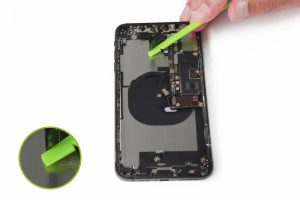 کالبد شکافی آیفون XS max