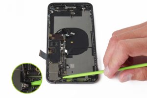 کالبد شکافی آیفون XS max