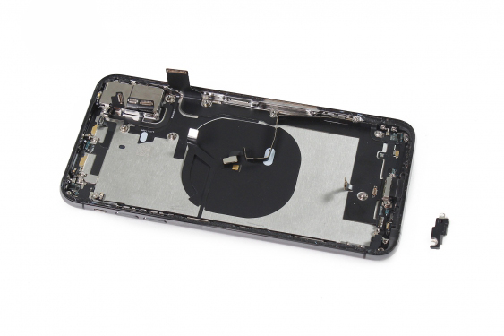 کالبد شکافی آیفون XS max