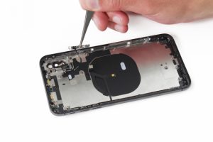 کالبد شکافی آیفون XS max