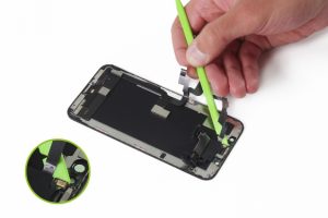 تعویض صفحه نمایش آیفون XS