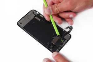 تعویض صفحه نمایش آیفون XR