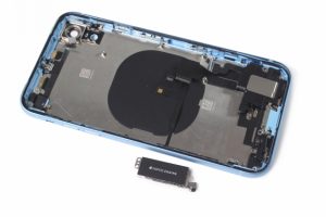تعویض شاسی آیفون XR