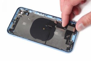 تعویض شاسی آیفون XR