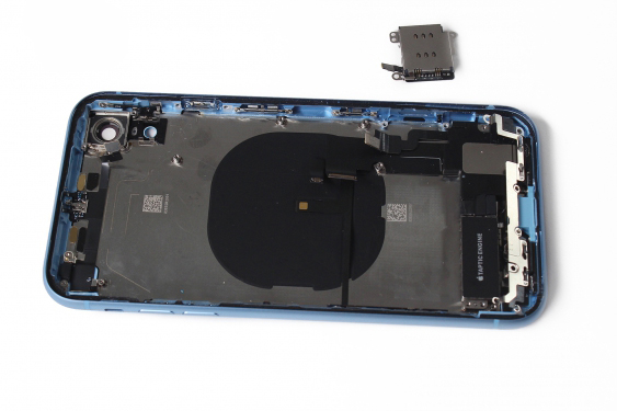 تعویض شاسی آیفون XR